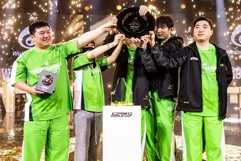 Weibo Gaming يسيطر على بطولة Teamfight Tactics في Esports World Cup 2025